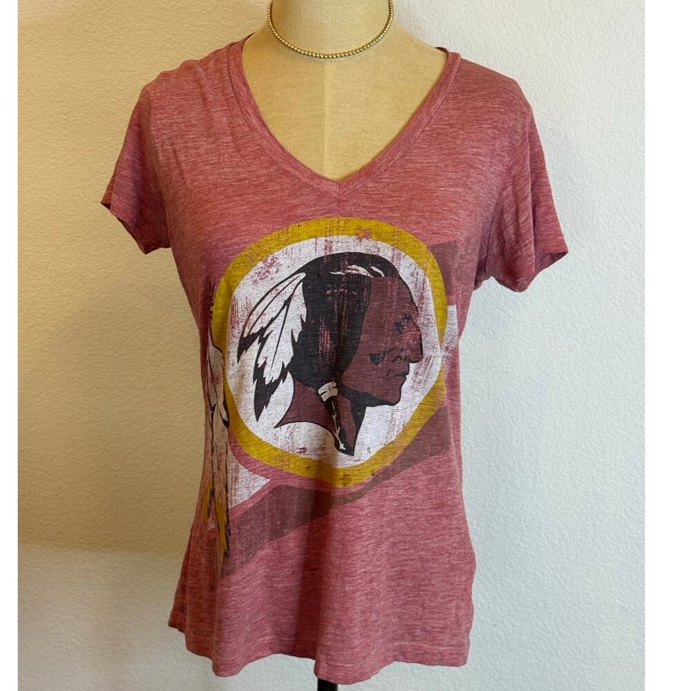 NFL Washington Redskins Commanders V Neck Football Gameday Tee T-Shirt Women L